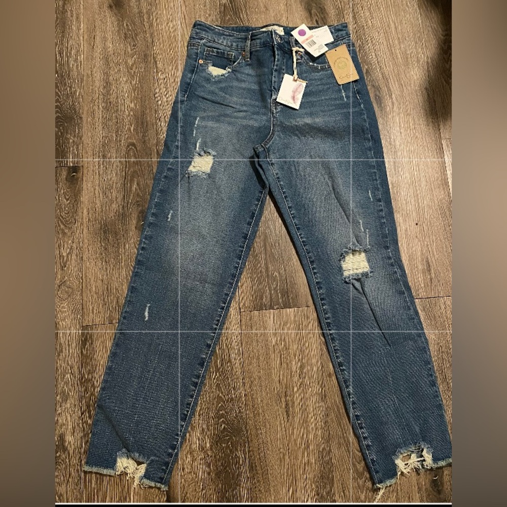 Jessica Simpson Medium Wash Distressed High Rise Straight Jeans Size 28